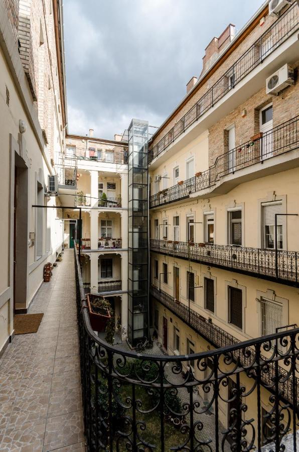 Kl32 Apartments In Jewish Quarter. Budapest Bagian luar foto